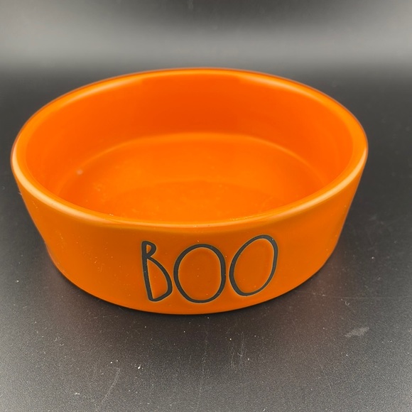 Rae Dunn Halloween Orange BOO Small Pet Food Dish Bowl - Picture 1 of 3